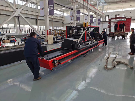 Máy cắt ống laser sợi làm mát bằng nước cho độ chính xác cao