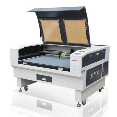 1000-26000mm/min Tốc độ cắt Máy khắc laser CO2 với chất lượng cao hơn và dịch vụ