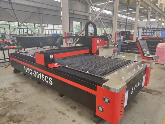 Độ chính xác cao cắt laser sợi cấu hình Gantry loại 3015 CNC 1000w 2000w 3000w